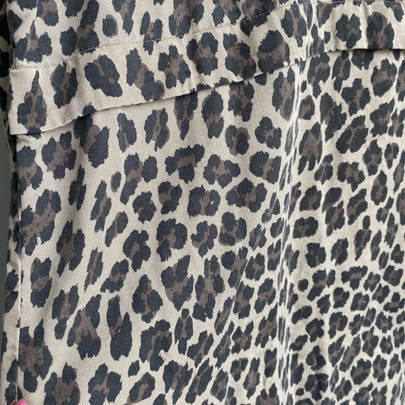 Leopard Print Button Down Tunic - Picture 11 of 12